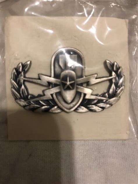 Military Eod Senior Explosive Ordnance Disposal Badge Niptn Ebay