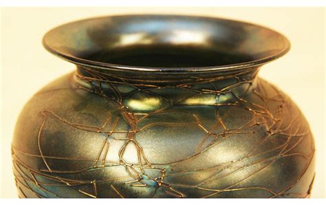 Durand Blue Iridescent Art Glass Threaded Vase
