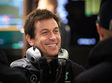Toto wolff, teambaas en aandeelhouder van het mercedes f1 team. Mercedes-Motorsportchef Toto Wolff findet neues Formel-E ...