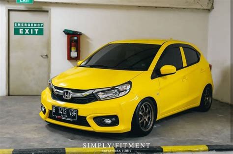 Agar tampilan honda brio lawas kamu tampil segar kembali, tampilan eksterior mobil dari thailand yang dimodifikasi bergaya street racing ini modifikasi honda brio ceper menjadi tren tersendiri di kalangan anak muda. Video Lengkap Honda Brio Baru Gaya Street Racing Ala ...