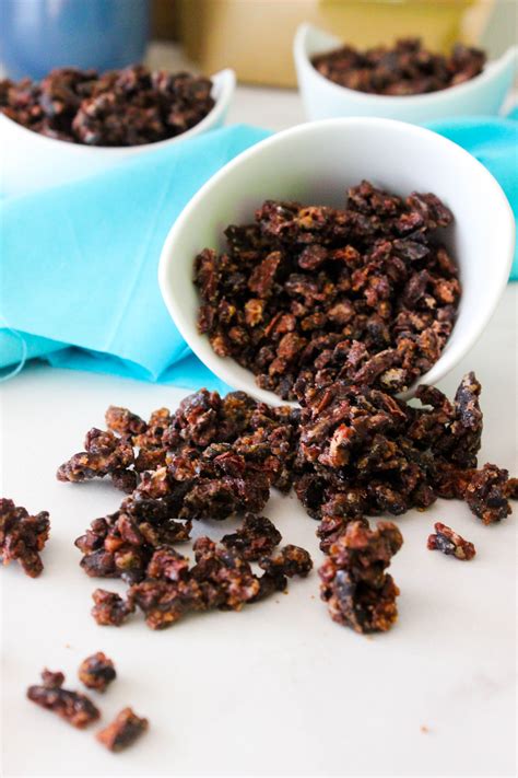 Add cinnamon flavor and food coloring and mix well and really fast. Cinnamon Candied Cocoa Nibs | Cacoa nibs recipes, Cocoa ...
