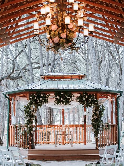 21 Winter Wedding Decoration Ideas Youll Want To Copy
