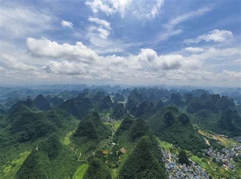 Karst Mountains And Picturesque Rivers In S Chinas Yangshuo Xinhua