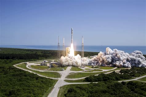 Spectacular Launch Of Most Powerful Atlas Completes Constellation Of