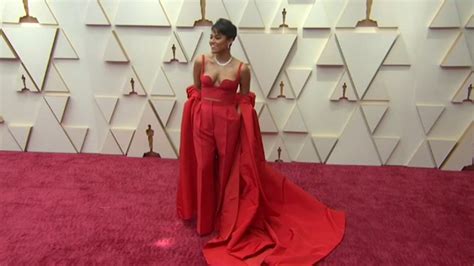 Oscars Fashion And Looks On Red Carpet Just As Recognized As The Award