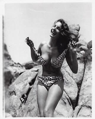 MODEL VIVIAN MALEDY Pin Up Publicity Poster Picture Photo Print 5 X 7