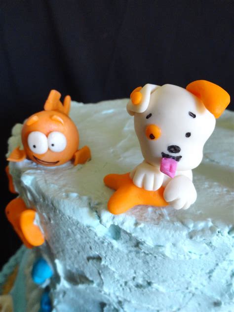 On june 4, 2019, the show was revived for a fifth season. Pink Little Cake: Bubble Guppies Cake