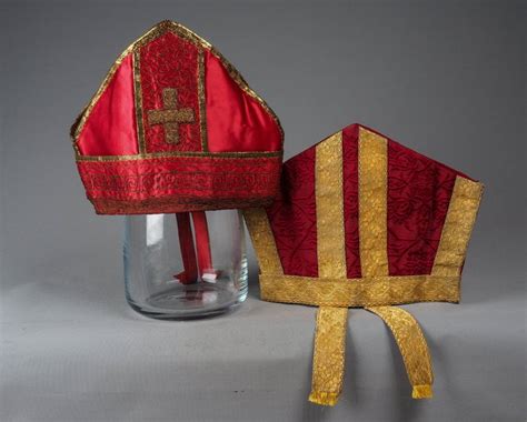 Bishops Hats Miter 2 Velvet Gold Thread Catawiki