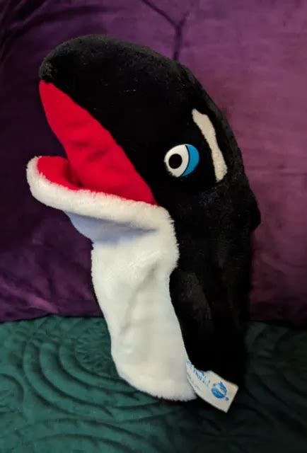 Shamu Vintage Seaworld Park Hand Puppet Killer Orca Whale Squeaky Plush