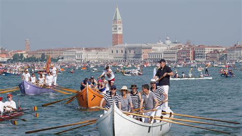 Venice Will Require Tourists To Register And Pay Entry Fee The New York Times