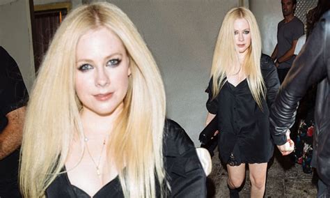 Avril Lavigne Makes A Rare Appearance In West Hollywood Daily Mail Online