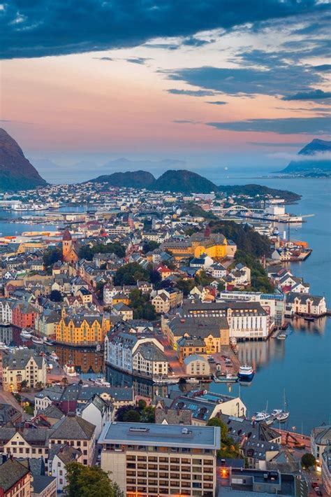 Cruise To Alesund Norway A Nordic Nouveau Fairytale Awaits You