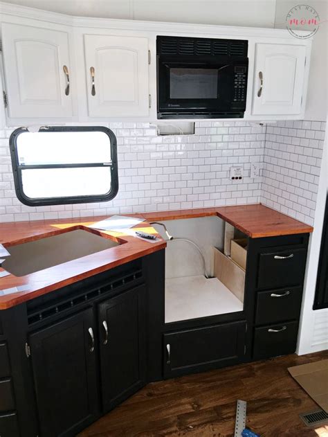There are so many additional benefits of using this material. How To Make DIY Wood Countertops That Look Insanely ...