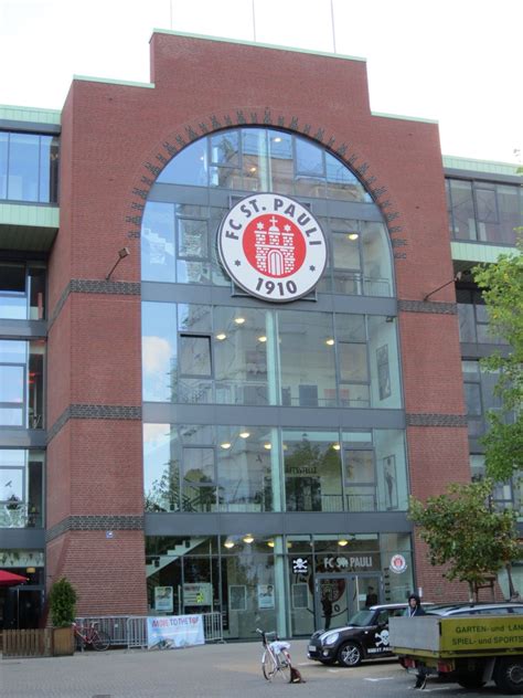 22,163 likes · 142 talking about this · 5,256 were here. Millerntor-Stadion, Hamburg, DE | Hamburg, Hansestadt ...