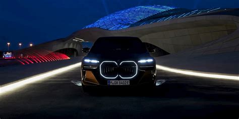Bmw Unveils Its Fastest Most Powerful Electric Vehicle Yet In The I7