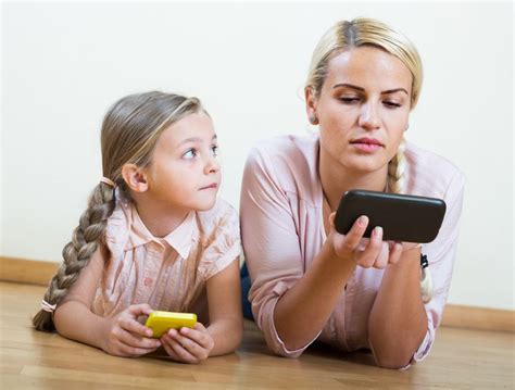 Parents Who Phub Could Push Their Kids Towards Phone Addiction