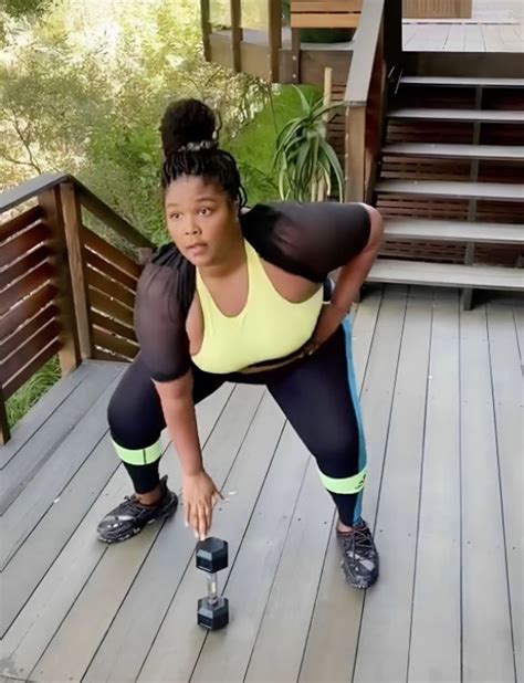 Lizzo Weight Loss Did She Opt For Surgery To Lose 50 Pounds