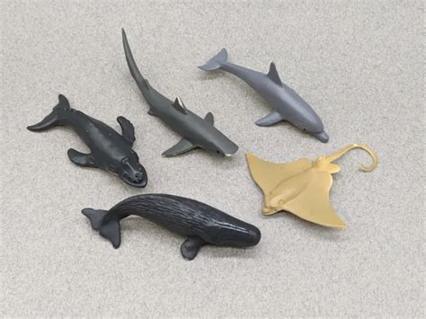 Safari Ltd Eagle Ray Spermhumpback Whale Shark Animal Figurine Toy