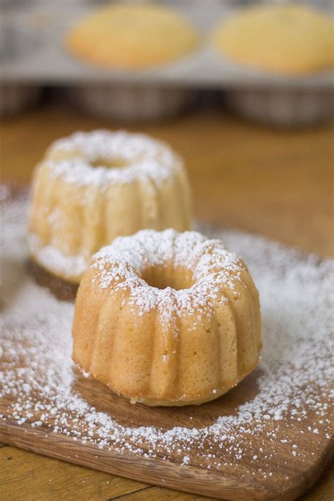 This mini pound cakes recipe is perfect for your mini bundt cake pan or a loaf pan. Mini Bundt Cake Recipes: BEST 10+ Quick & Simple - Top ...