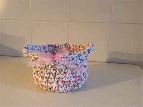 Tante bomboniere regalo come le torte pannolini per maschio e femmina e alzatine marshmallow per caramellata nascita con cake topper personalizzati. Cesto porta tutto per nascita bimba - Bambini - Nascita ...