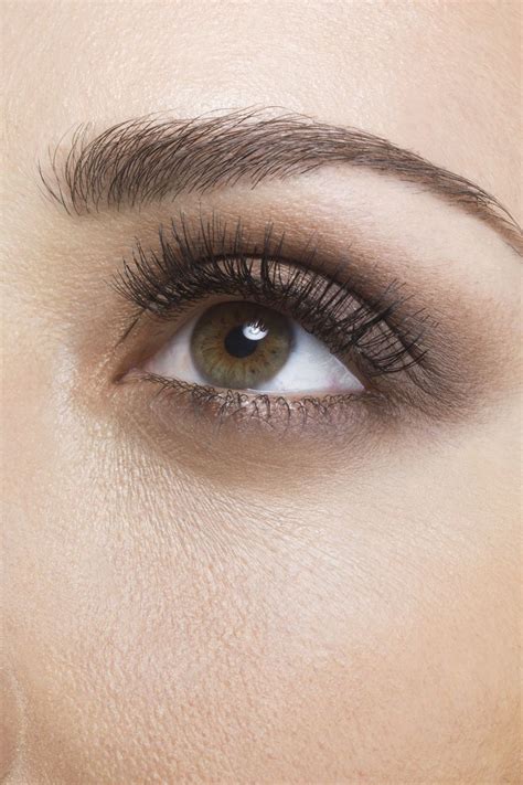 Learn how to angle and define your brows perfectly for your face with advice and guides from the pros at jane iredale. 11 Best Makeup Tips for Older Women - Makeup Advice for ...