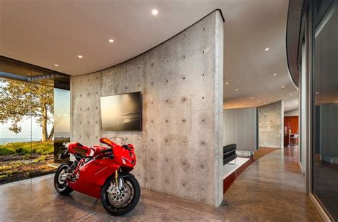 Efficacious Cool Motorcycle Garage Ideas For Enthusiast Bike Lovers