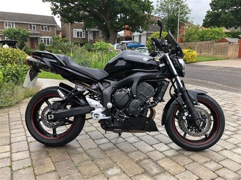 Yamaha Fz6 S2 Motorcycle 2008 57 Plate Black Only 2000 Miles New