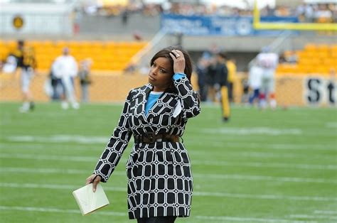 Pam Oliver Net Worth How Much Is Nfl Reporter Worth In 2023