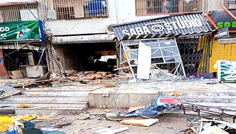 مسکن چورنگی کے قریب فاسٹ فوڈ کی دکان میں گیس سلنڈر دھماکہ، 2 راہگیر زخمی