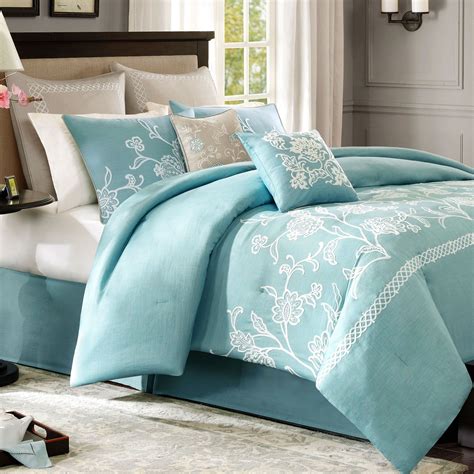 The crushed velvet, teal comforter features a quilted diamond top that adds dimension to the glamorous. Landon Teal Comforter Bedding | Master bedroom colors ...