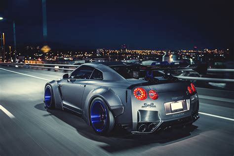 There are two models offered for 2013: 2013 Nissan GT-R by Liberty Walk - rear photo, Doczilla ...