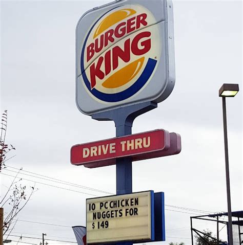 The 24 Funniest Fast Food Signs Of All Time