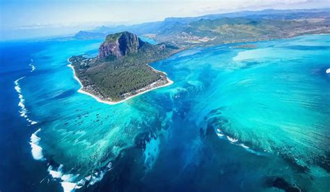 Mauritius Spectacular Illusion Exploring The Underwater Waterfall