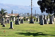 DIA DE LOS MUERTOS: Cementerio del Calvario de Los Angeles dedica un ...