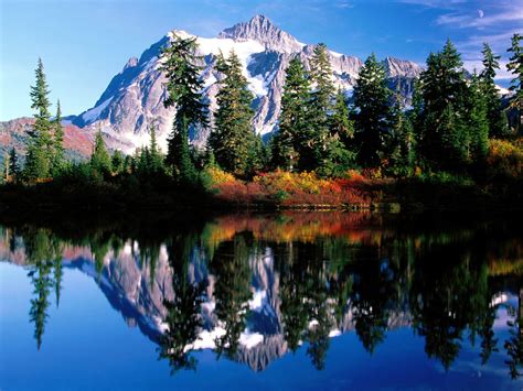 Beautiful Lake And Mountain Scenery Backgrounds Scenery Backgrounds