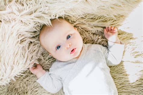 10 Really Super Cute Baby Portraits