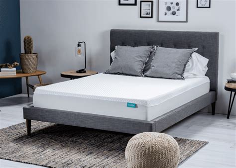 Best Mattress For Hip Replacement Patients 2024 Sleep Savvy
