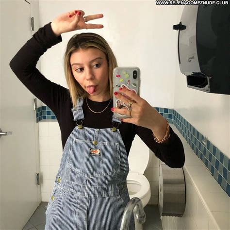 G Hannelius No Source Celebrity Beautiful Sexy Babe Posing Hot