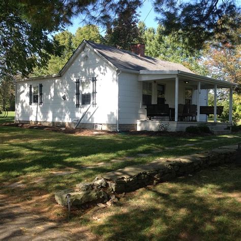 Tripadvisor Charming Cottage Home On Farm In Kentucky