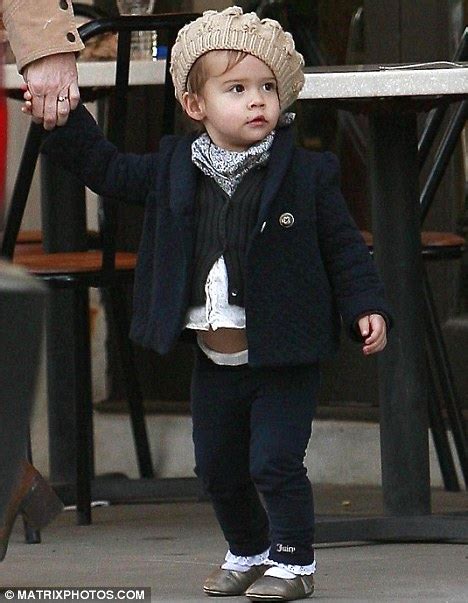 Watch Out Suri Jessica Albas Daughter Is Cruising Ahead In The Style Stakes Daily Mail Online