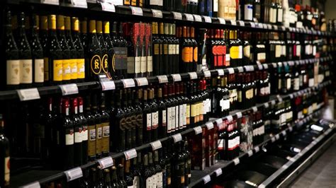 Musserende vin til pinnekjøtt 2018. Vinmonopolet, Rødvin | Dette er Vinmonopolets åpningstider i julen 2017