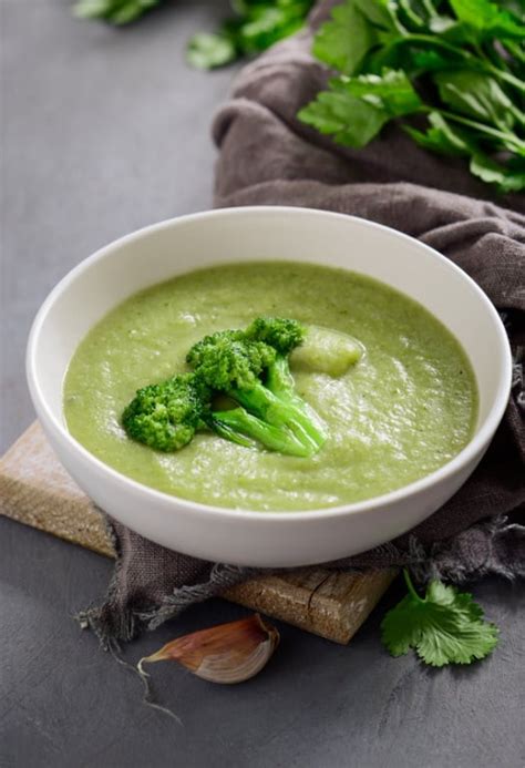 Vegan Cream Of Broccoli Soup 5 Minutes Clean Eating Kitchen