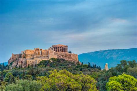 Atene Tour Guidato A Piedi Dell Acropoli E Tour Audio Di Plaka Getyourguide