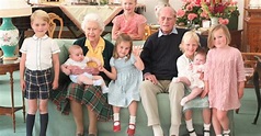 British royal family release photos of Philip and Queen with great ...