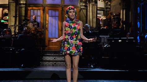 Watch Saturday Night Live Highlight Miley Cyrus Monologue