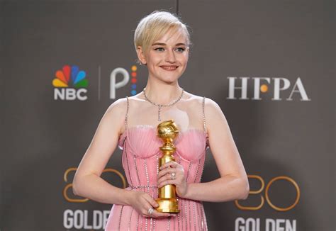Julia Garner Golden Globe Awards 2023 • Celebmafia