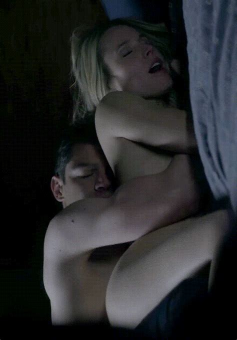 Kristen Bell Liking The Plot From Behind Veronica Mars S04E07 Nude