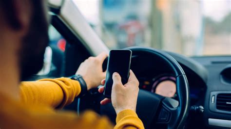 Using A Mobile Phone While Driving Penalties
