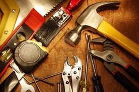 Should You Provide Tools To Your Construction Workers