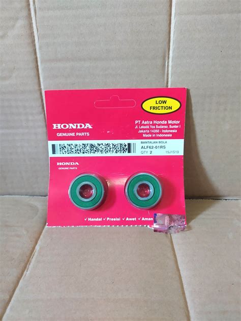 2pcs bearing laher roda depan set.Vario 125 old vario 125/150 Led OLD
